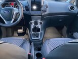 Ford Fiesta-11