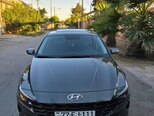 Hyundai Elantra-2