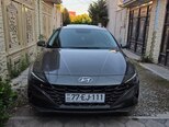 Hyundai Elantra-1