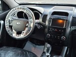 Kia Sorento-16