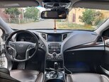 Hyundai Grandeur-16