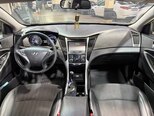 Hyundai Sonata-16