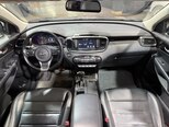 Kia Sorento-16