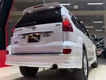 Toyota Land Cruiser Prado-12