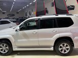 Toyota Land Cruiser Prado-9