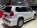 Toyota Land Cruiser Prado-7
