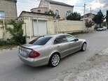 Mercedes E 270-21