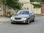 Mercedes E 270-2
