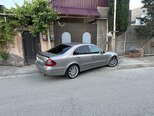 Mercedes E 270-3