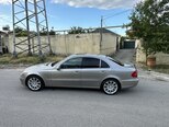 Mercedes E 270-16