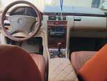 Mercedes E 240-4
