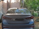 Hyundai Elantra-2