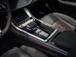 Audi SQ8-12