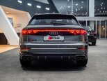 Audi SQ8-7