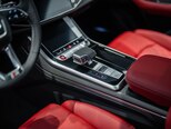 Audi SQ8-11