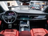 Audi SQ8-16
