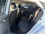 Hyundai Accent-11
