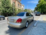 Nissan Sunny-5