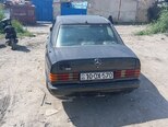 Mercedes 190-2