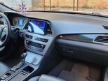 Hyundai Sonata-12
