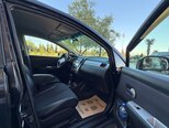 Nissan Tiida-10