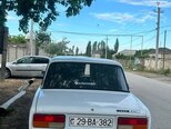 LADA (VAZ) 2107-4