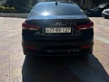 Hyundai Elantra-2