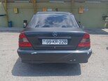 Mercedes C 220-2
