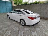Hyundai Sonata-4