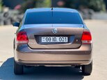 Volkswagen Polo-9