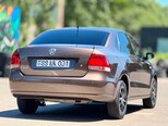 Volkswagen Polo-8