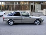 Opel Vectra-4