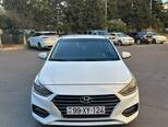 Hyundai Accent-1