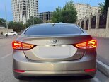 Hyundai Elantra-2
