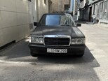 Mercedes 190-1
