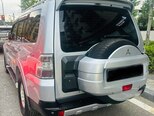 Mitsubishi Pajero-4
