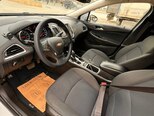 Chevrolet Cruze-16