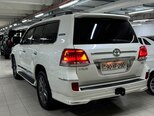 Toyota Land Cruiser-4