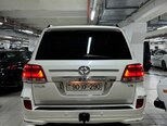 Toyota Land Cruiser-5