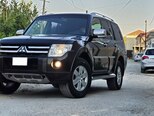 Mitsubishi Pajero-2