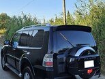 Mitsubishi Pajero-8