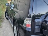 Mitsubishi Pajero-20