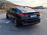 Hyundai Elantra-3