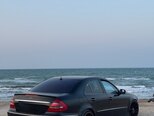 Mercedes E 240-2