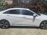 Hyundai Elantra-12