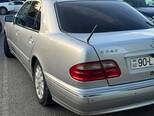 Mercedes E 240-8