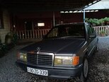 Mercedes 190-1