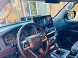 Toyota Land Cruiser-8
