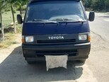 Toyota HiAce-1