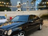Mercedes E 240-8